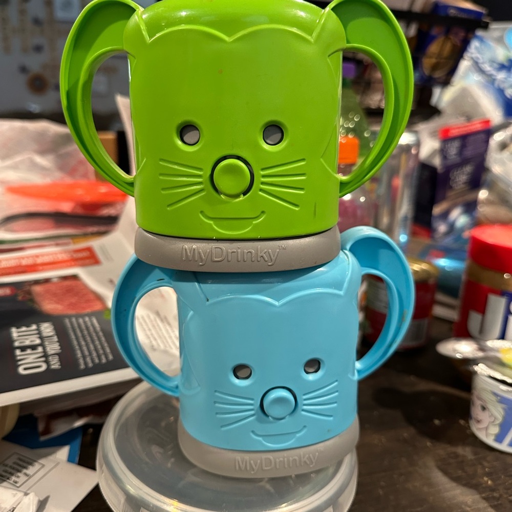 Green and Blue Kids Cups